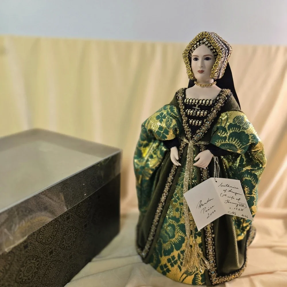 Catherine of Aragon Brenda Price Royal Heritage Doll w/ Box 2000 #466